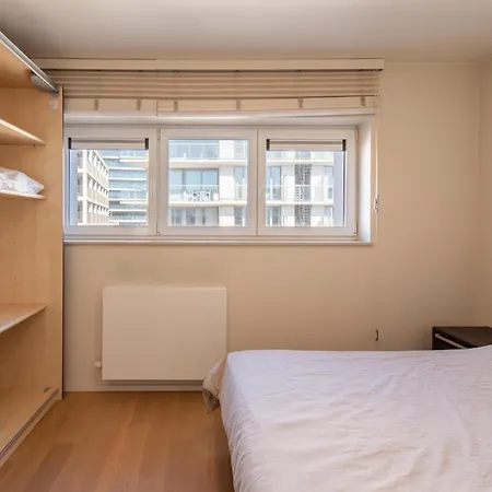 Centrally Located With Spacious Terrace Apartment Ostend