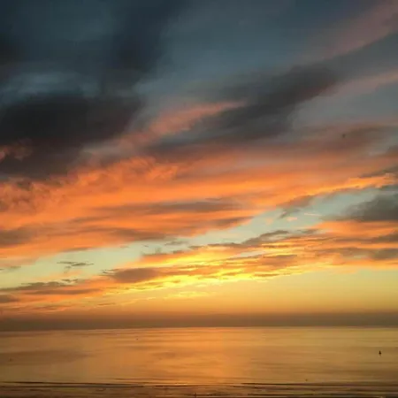 Penthouse In Belgium With Marina Views Apartmán