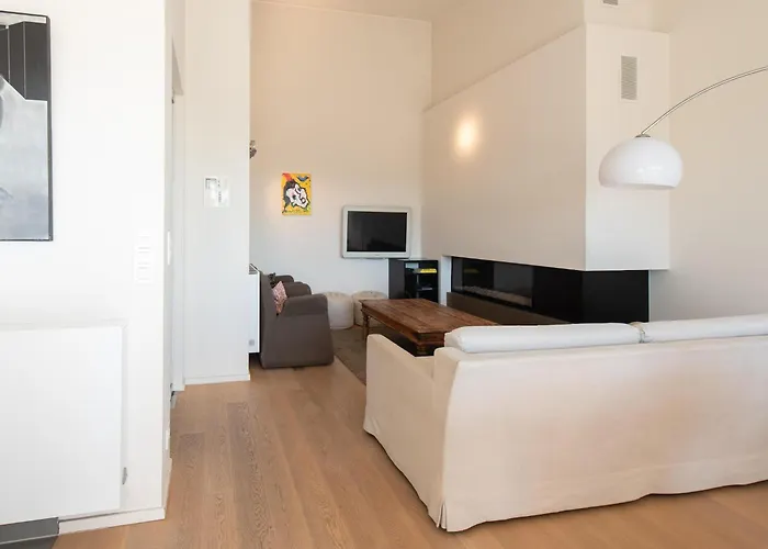 Apartment Penthouse In Belgium With Marina Views *