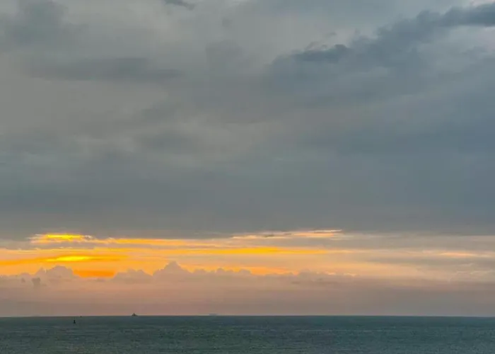 Apartment Penthouse In Belgium With Marina Views