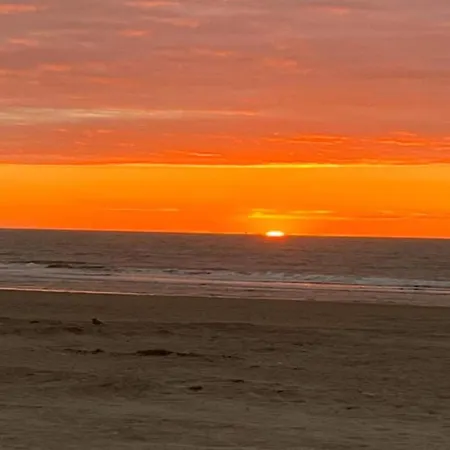 Penthouse In Belgium With Marina Views Appartamento Ostenda